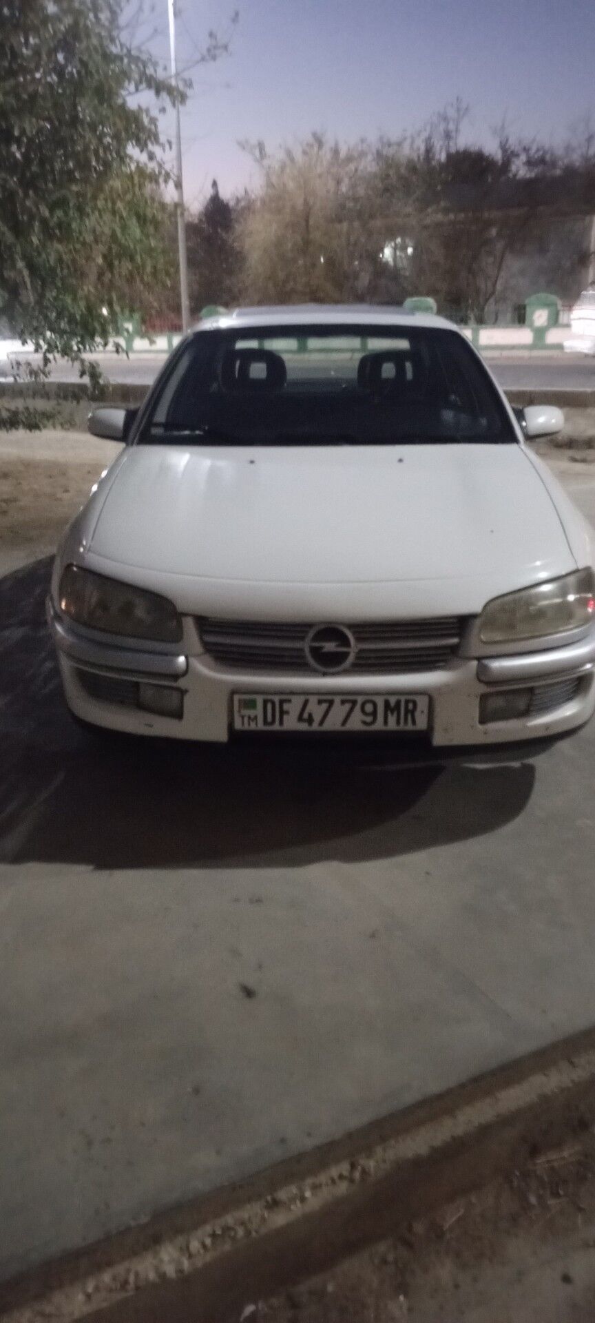 Opel Omega 1995 - 40 000 TMT - Мары - img 1