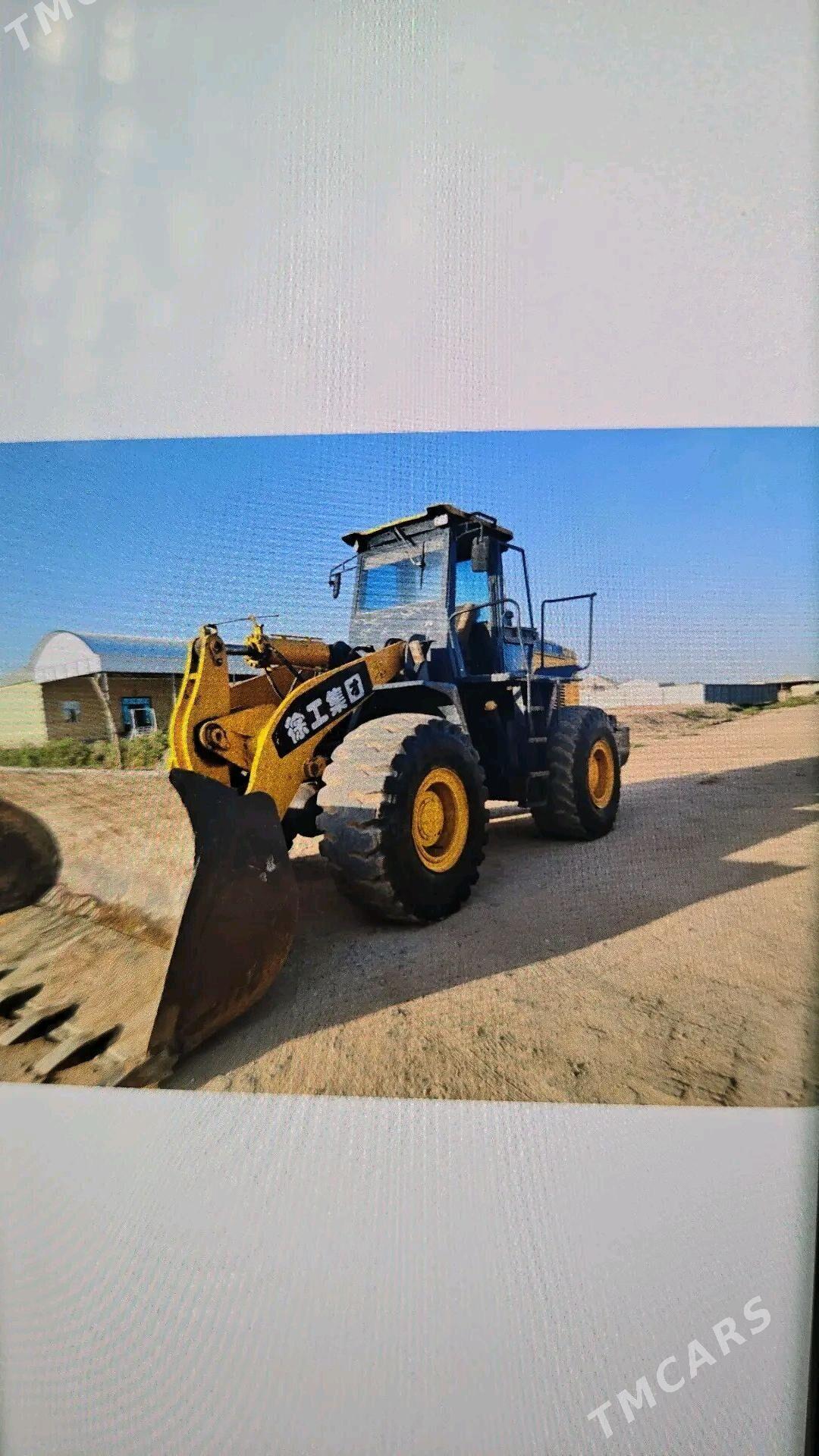 XCMG LW500F 2010 - 282 000 TMT - Baýramaly - img 4