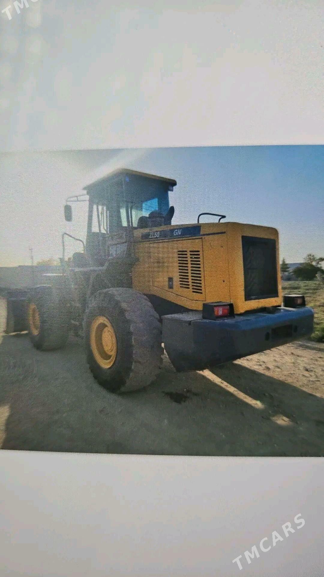 XCMG LW500F 2010 - 282 000 TMT - Baýramaly - img 3