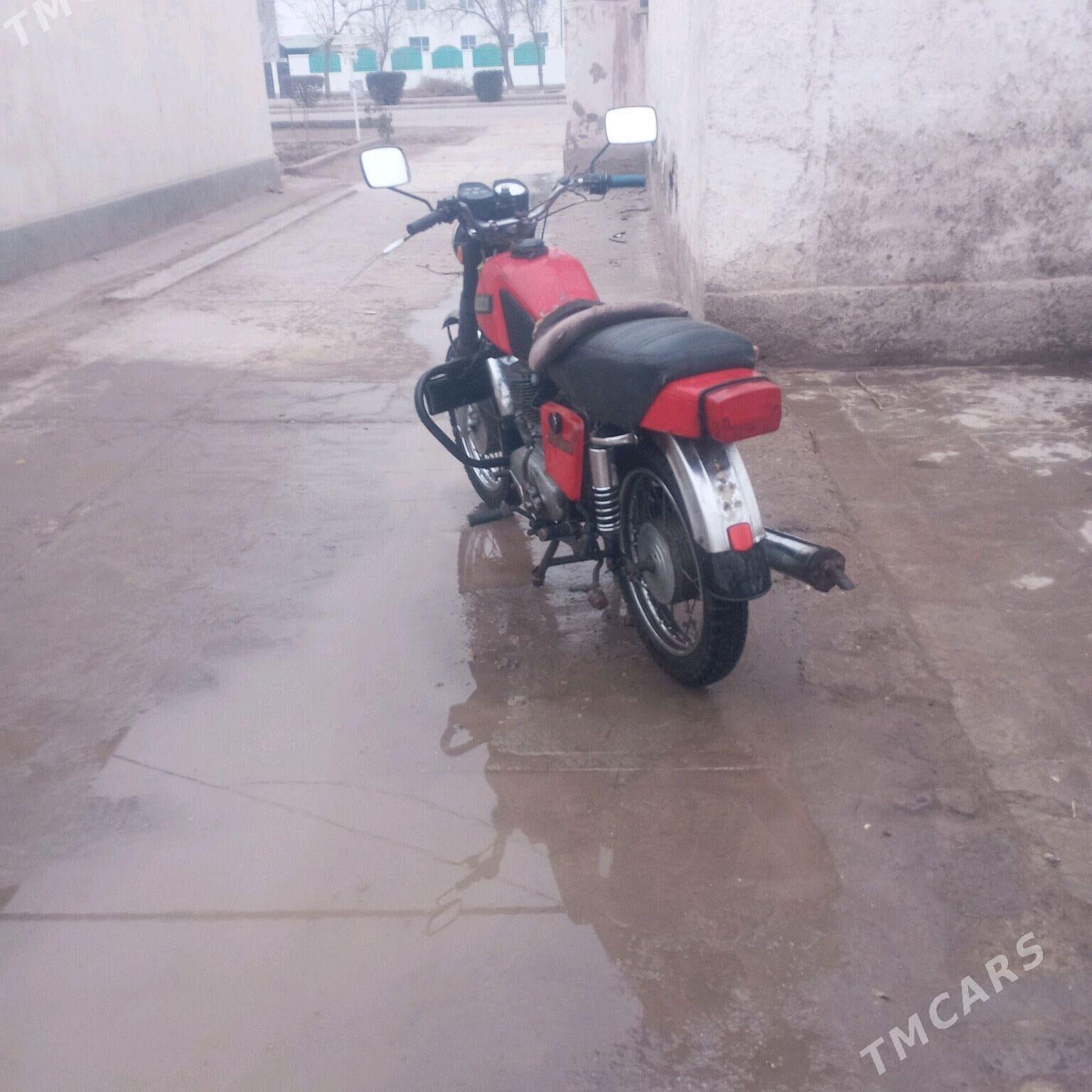 Iž Planeta 5 1996 - 9 000 TMT - Türkmenbaşy etr. - img 3