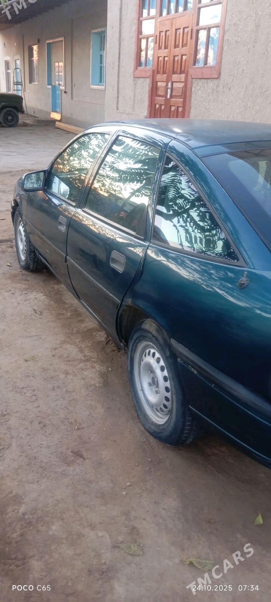 Opel Vectra 1994 - 21 000 TMT - Гурбансолтан Едже - img 4