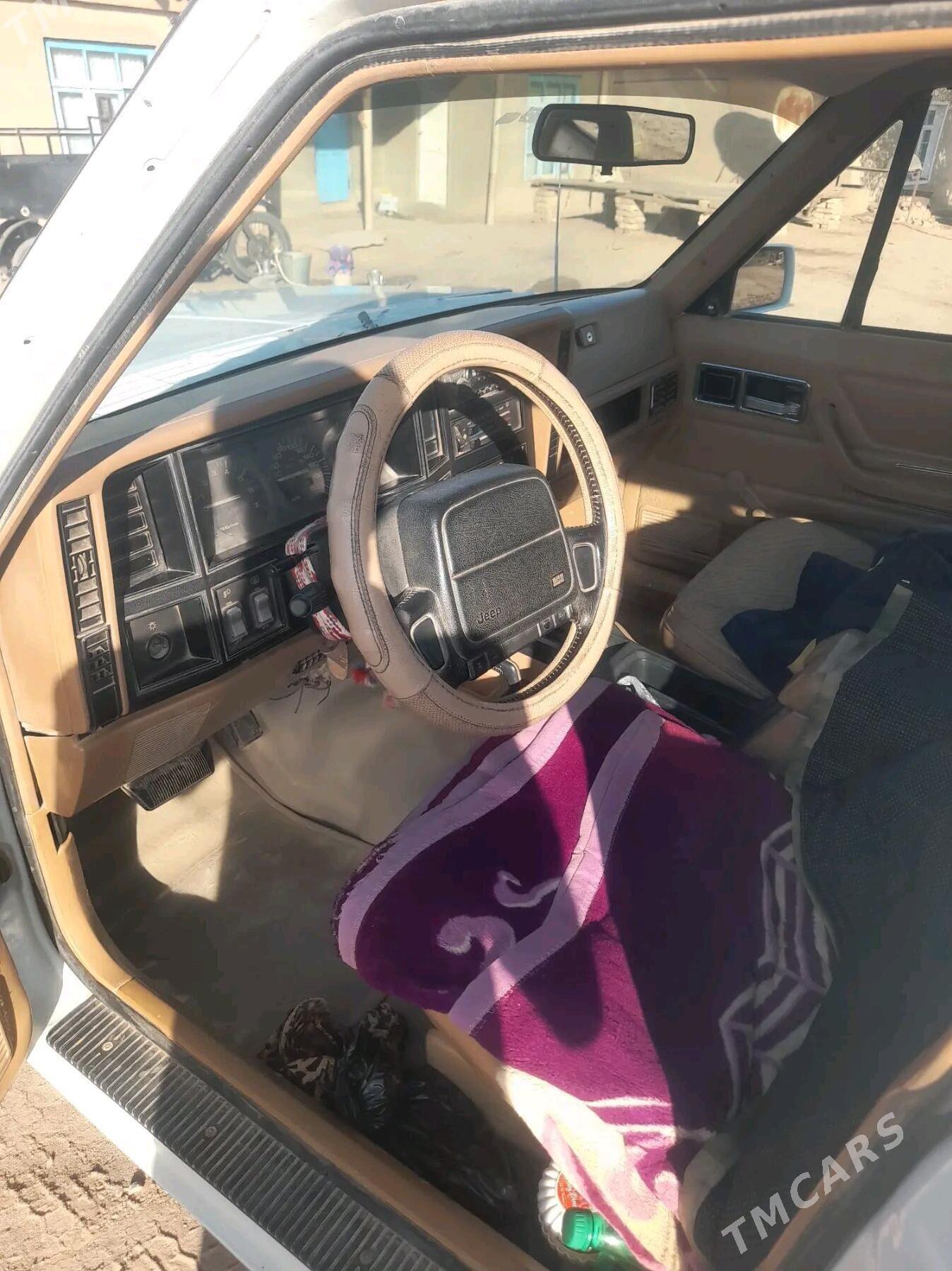 Jeep Cherokee 1995 - 46 000 TMT - Babadaýhan - img 1