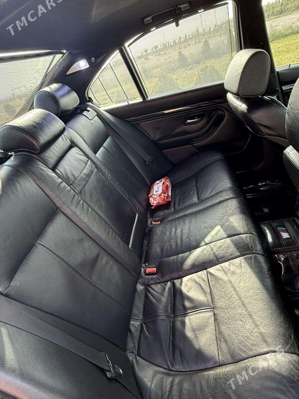 BMW E39 2003 - 135 000 TMT - Balkanabat - img 6
