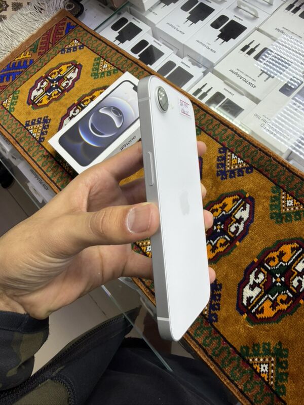 IPhone 16 e 256gb 100% - Garaşsyzlygyň 15 ýyllygy Söwda Merkezi - img 3