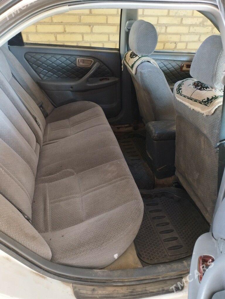 Toyota Camry 2002 - 155 000 TMT - Halaç - img 6