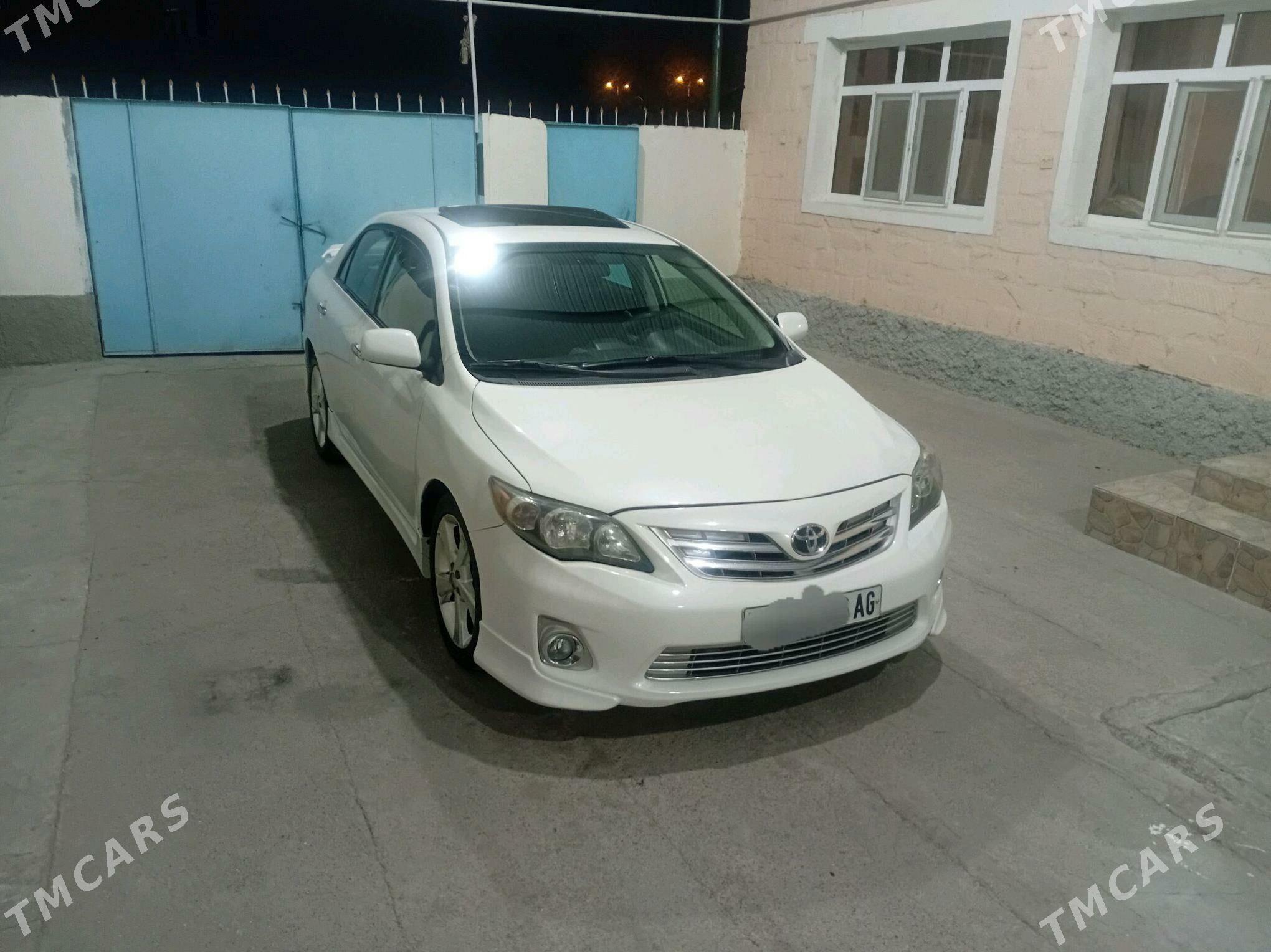 Toyota Corolla 2011 - 178 000 TMT - Ашхабад - img 4