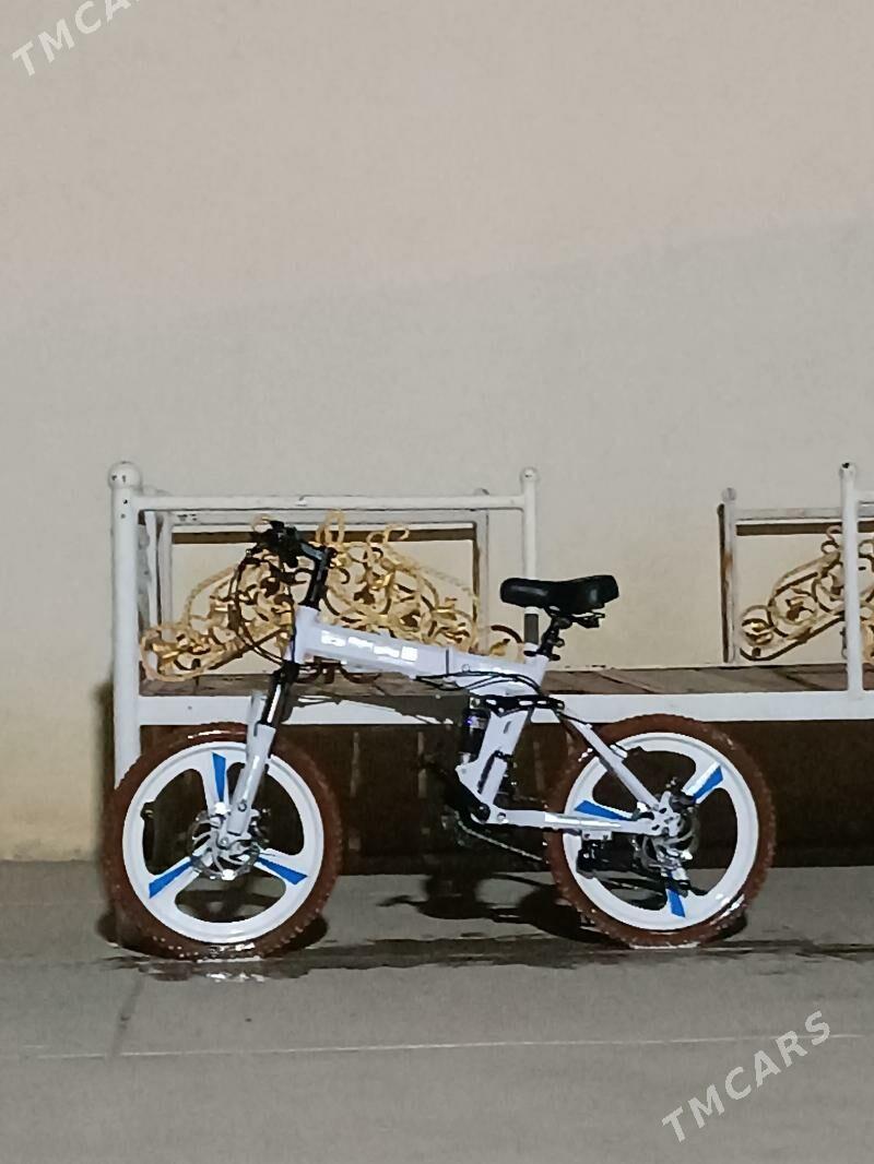 BMW - Балканабат - img 4