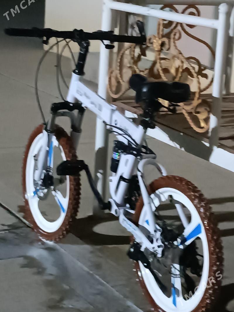 BMW - Балканабат - img 7