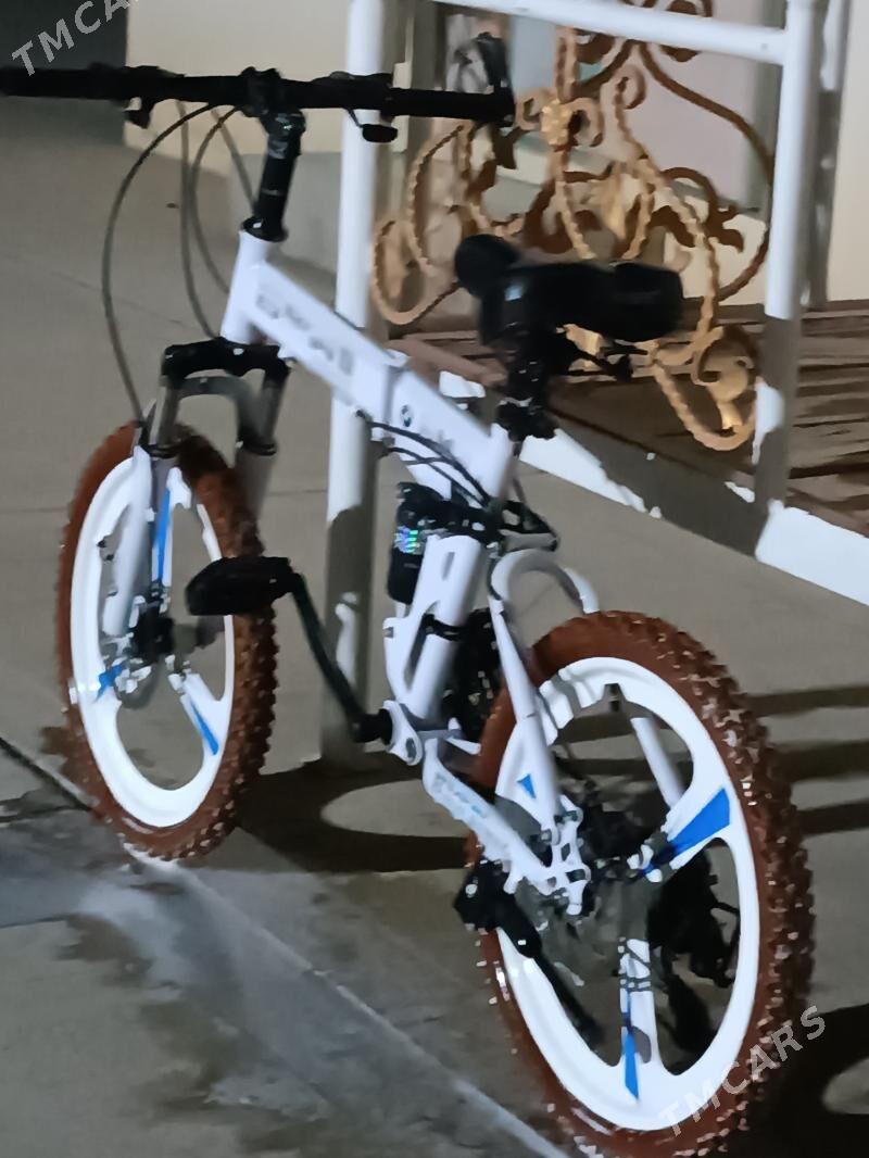 BMW - Балканабат - img 6