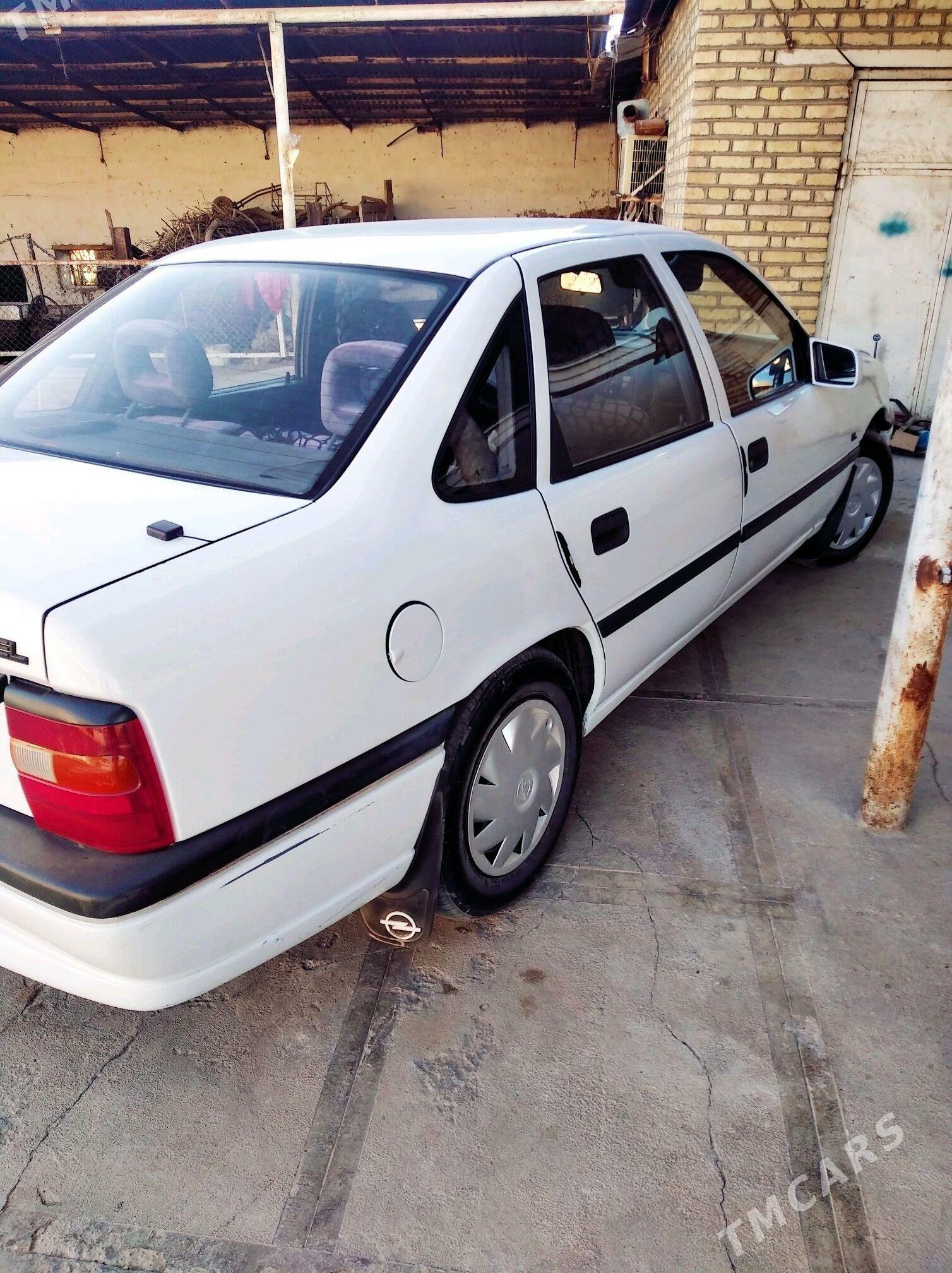 Opel Vectra 1994 - 48 000 TMT - Мары - img 3