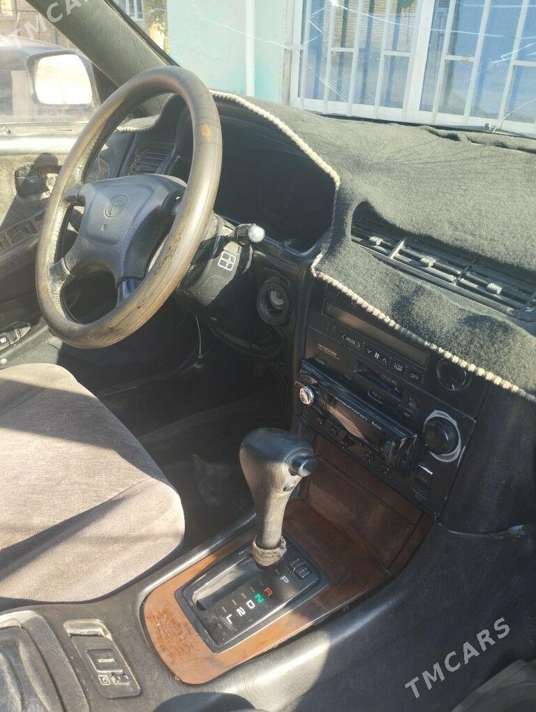 Toyota Windom 1994 - 20 000 TMT - Фарап - img 2