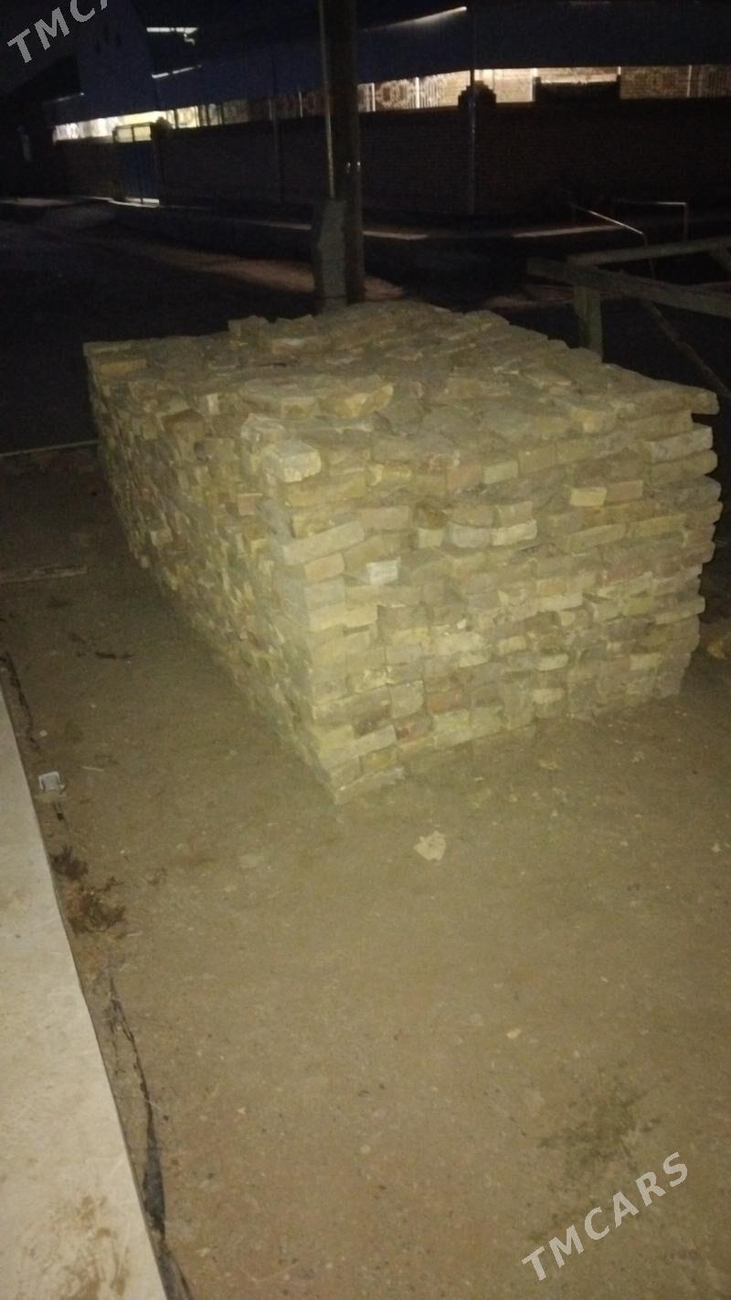 Kerpiç Bişen - Mary - img 1