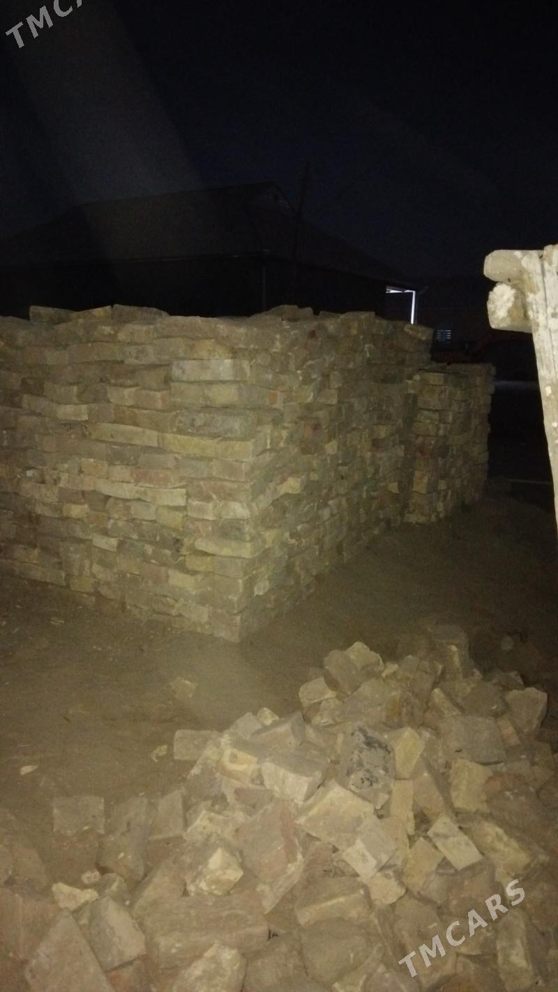 Kerpiç Bişen - Mary - img 2