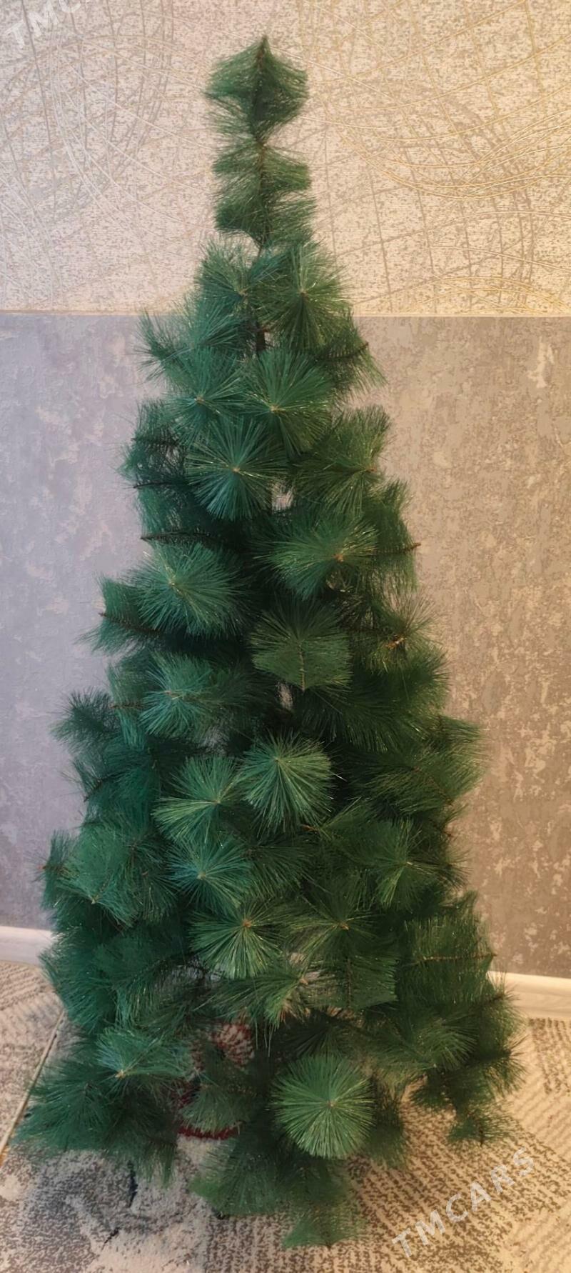 Ёлка и игрушки - Мары - img 1