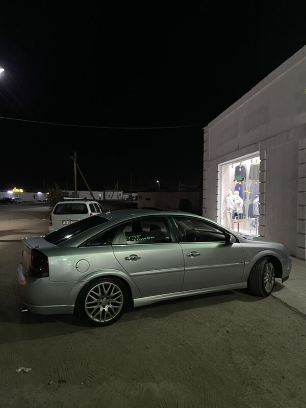 Opel Vectra 2003 - 120 000 TMT - Дашогуз - img 8