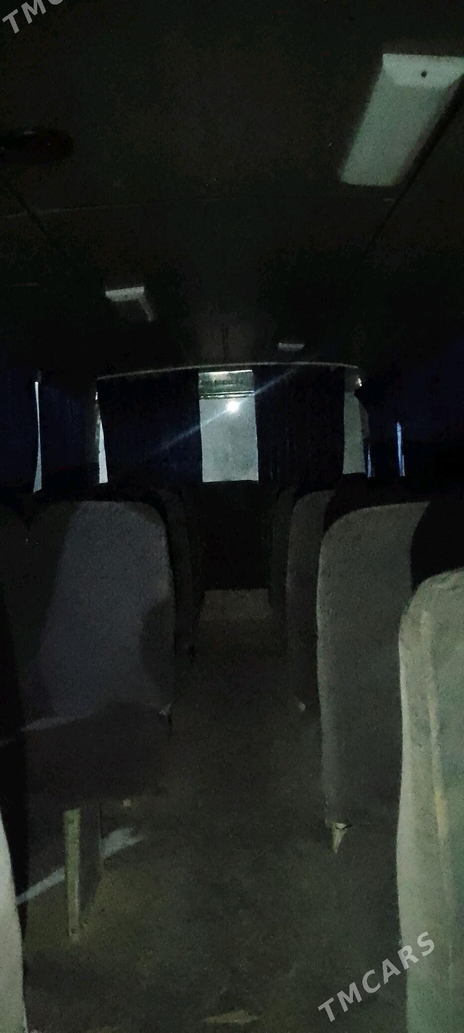 Mitsubishi Rosa 2006 - 185 000 TMT - Dostluk - img 3