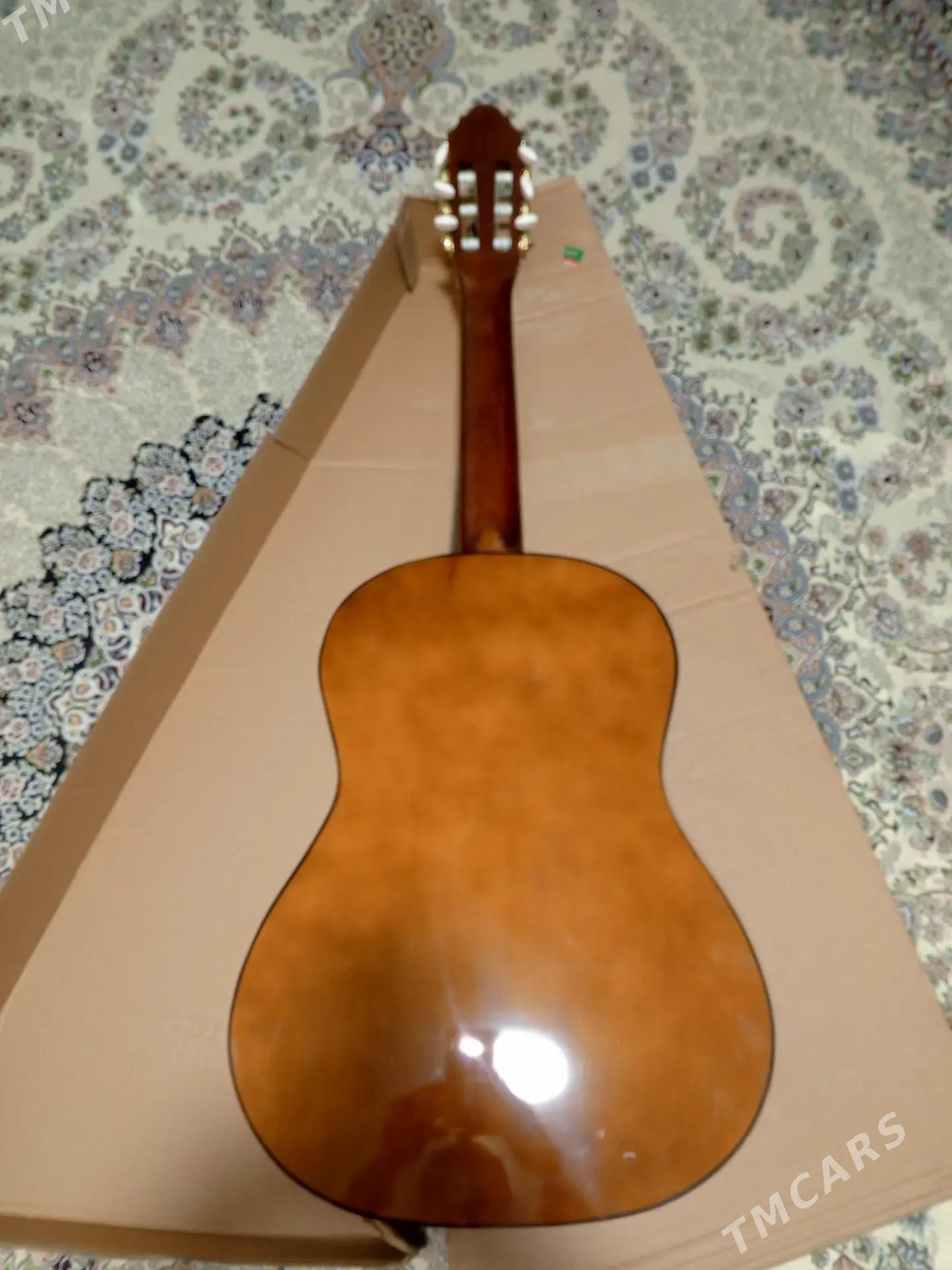 arzan gitara - Türkmenbaşy - img 3