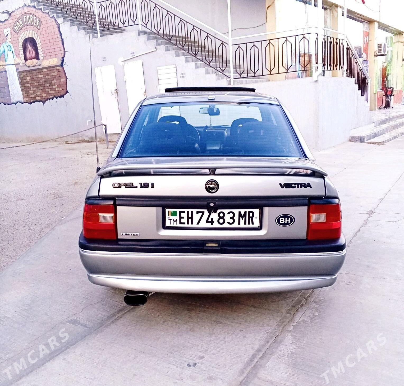 Opel Vectra 1994 - 65 000 TMT - Мары - img 2