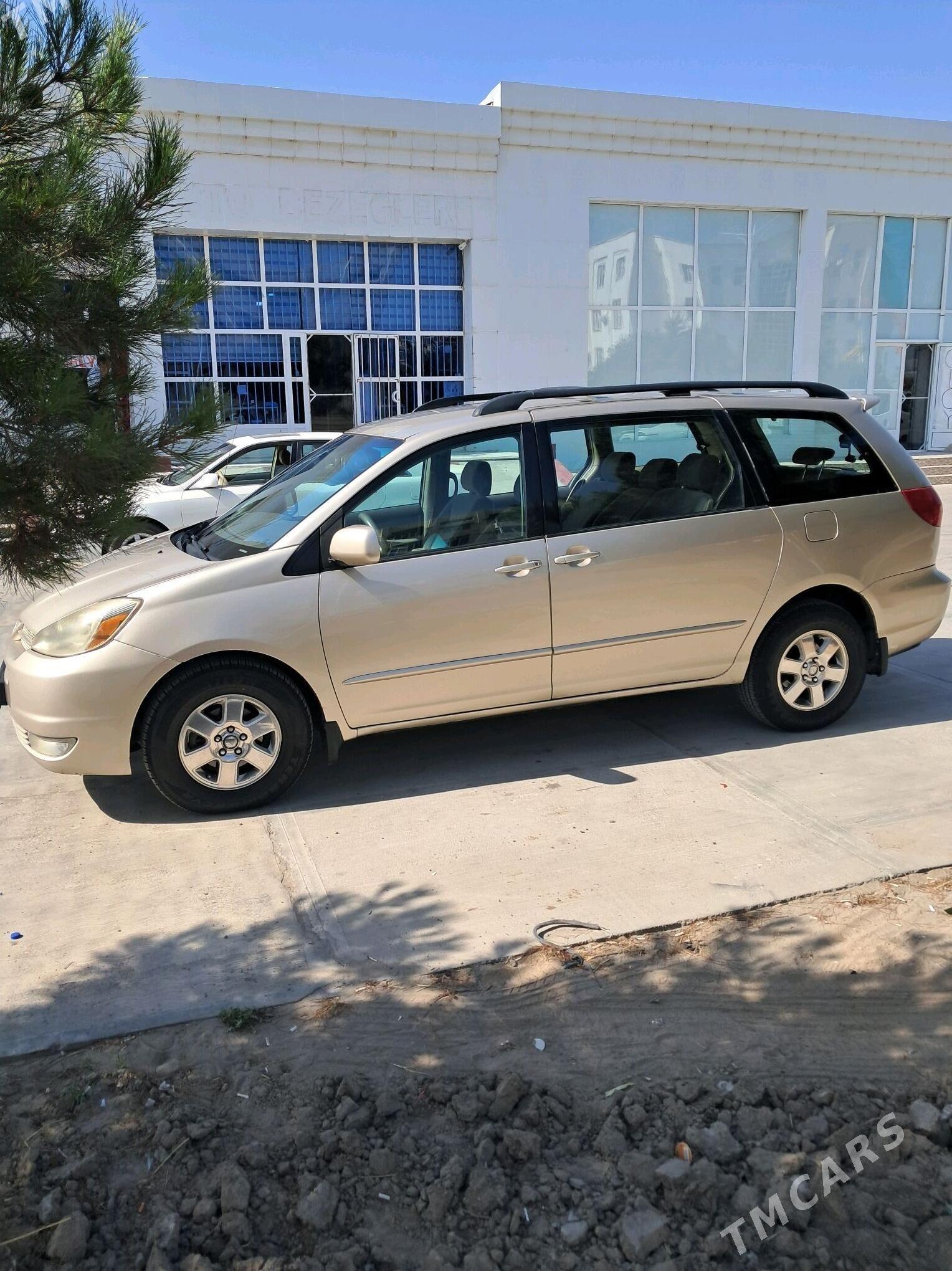 Toyota Sienna 2004 - 240 000 TMT - Туркменабат - img 2