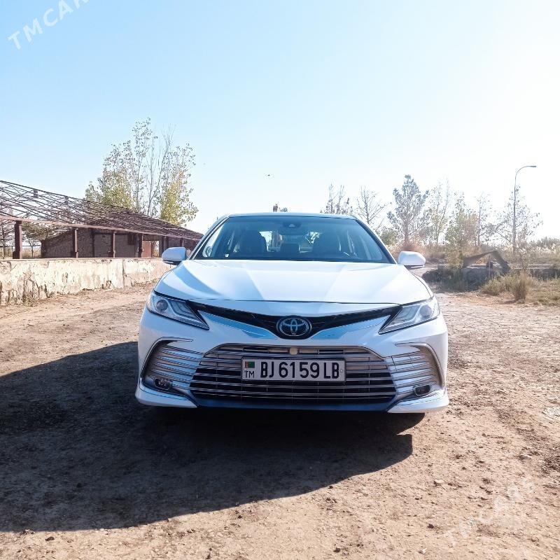 Toyota Camry 2022 - 420 000 TMT - Фарап - img 1