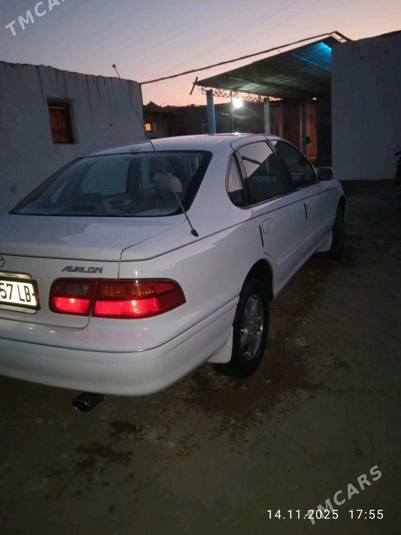 Toyota Avalon 1996 - 115 000 TMT - Darganata - img 5
