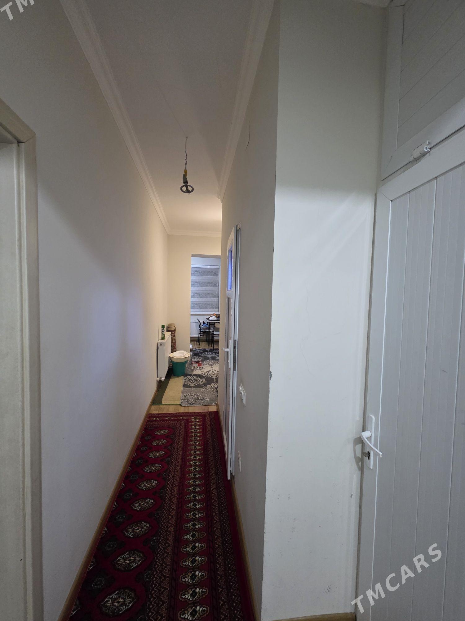 Satlyk Tamatny 1etaž 2kom 64m² - Бузмеин - img 7