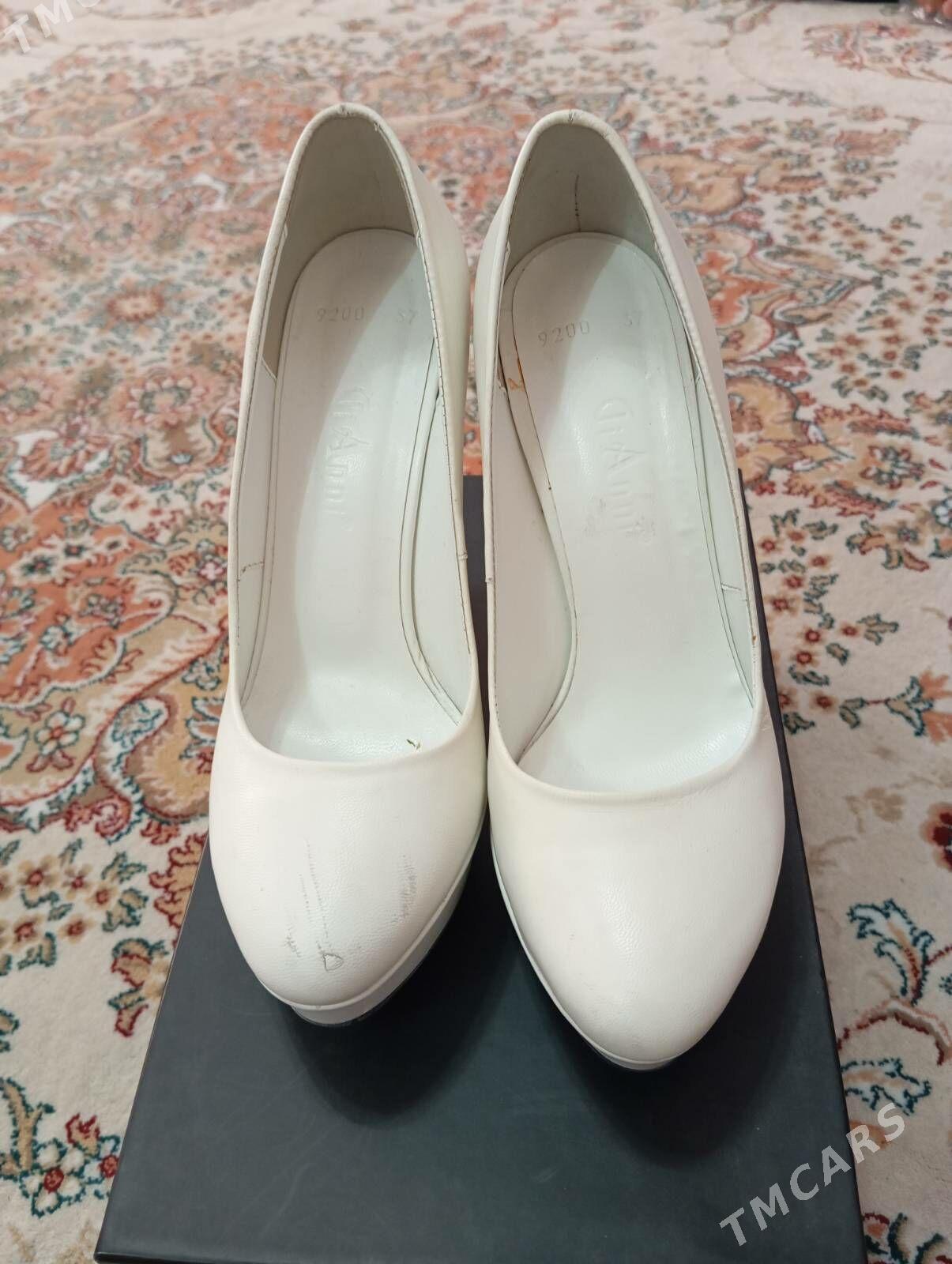 Туфли - Мир 3 - img 5