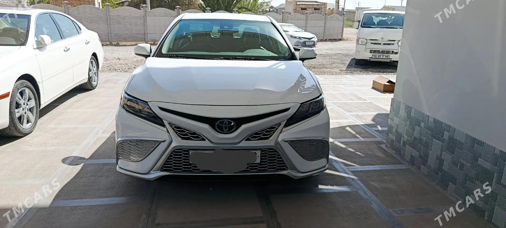 Toyota Camry 2021 - 343 000 TMT - Мары - img 4