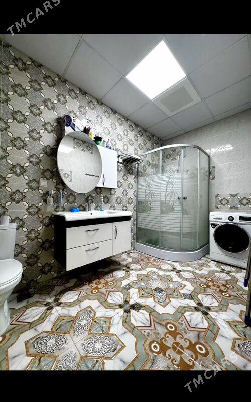 Garaşsyzlyk Elitka Satlyk - ул. Советская (Гарашсызлык шаёлы) - img 2