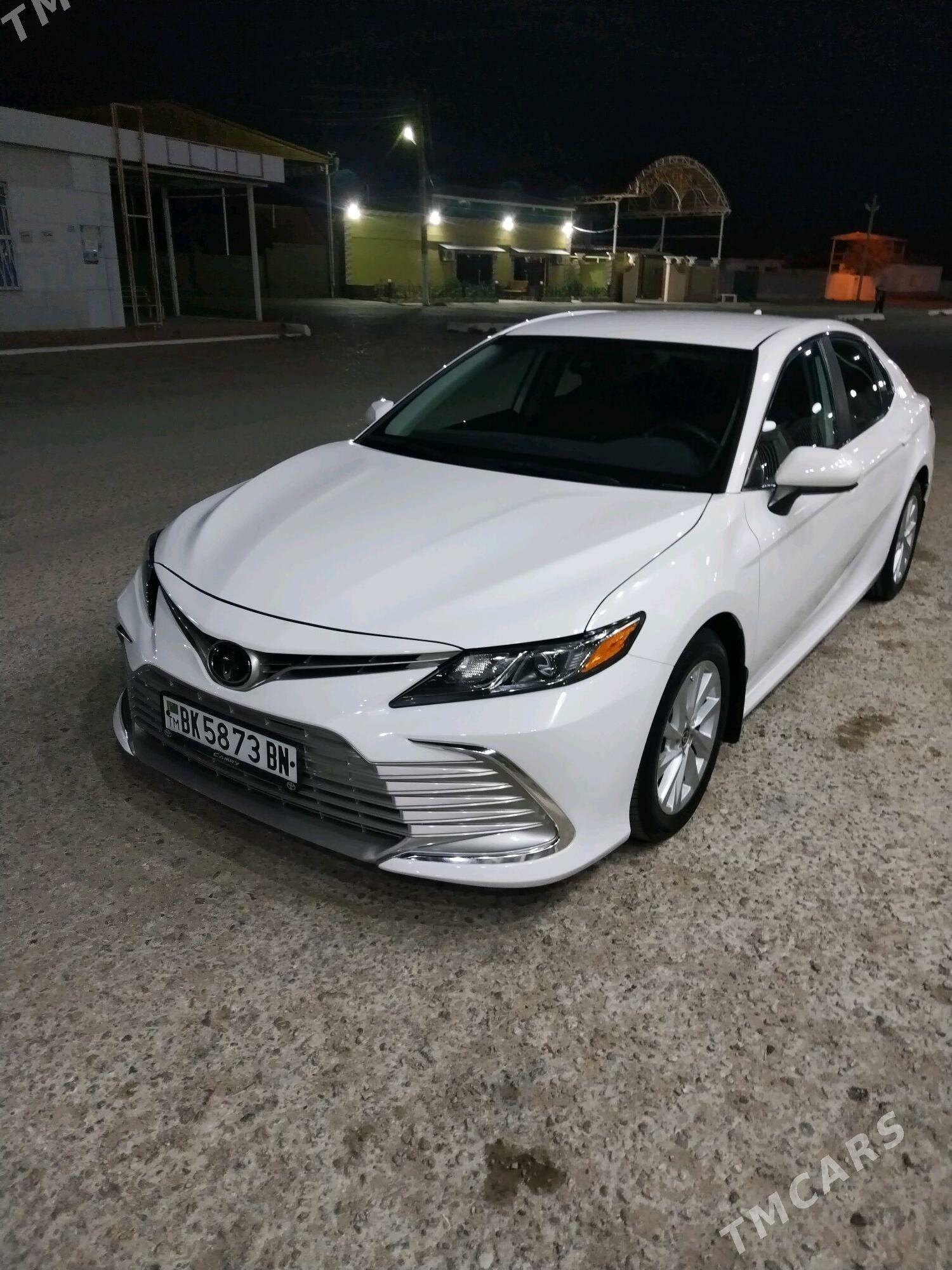 Toyota Camry 2022 - 355 000 TMT - Балканабат - img 1