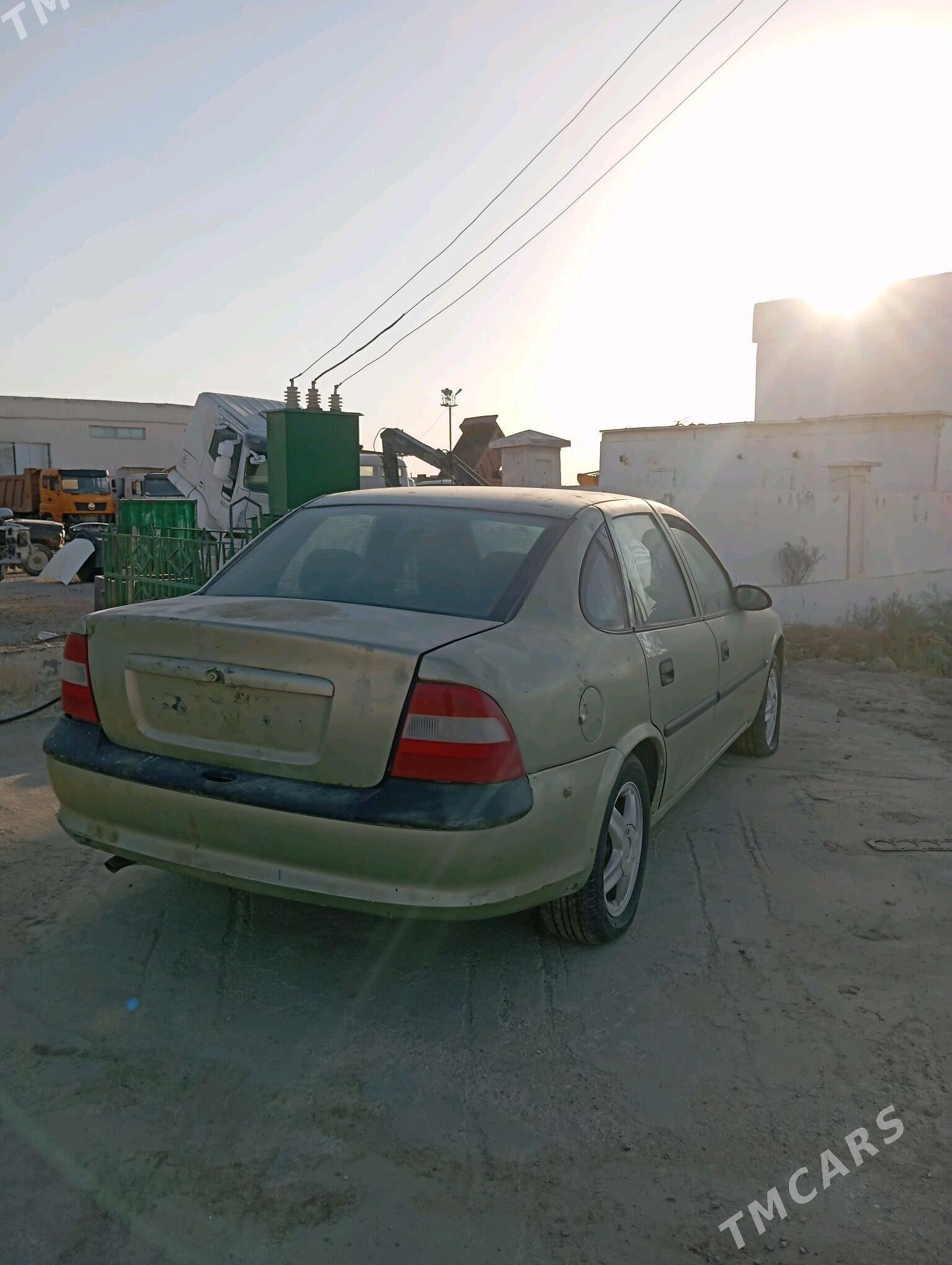 Opel Vectra 2025 - 25 000 TMT - Balkanabat - img 3