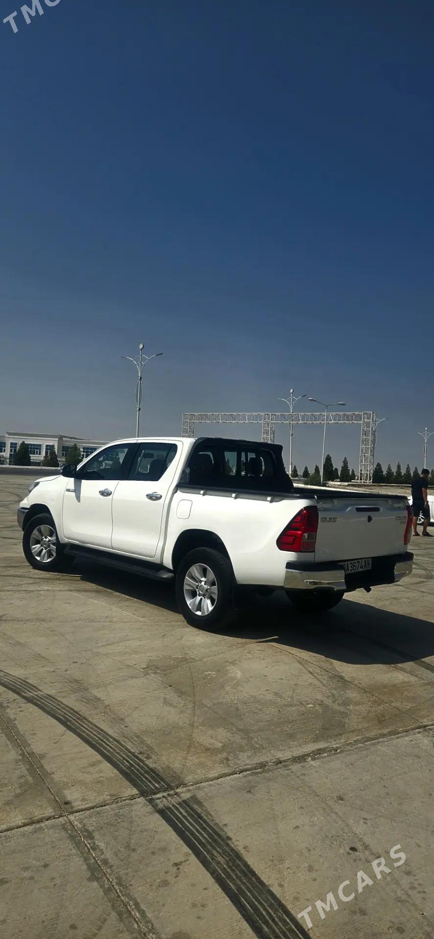 Toyota Hilux 2016 - 420 000 TMT - Balkanabat - img 3
