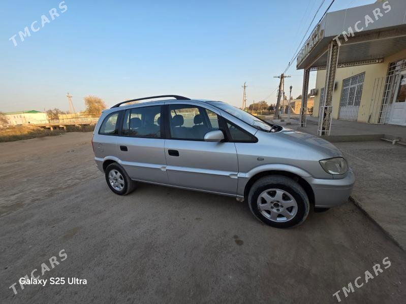 Opel Zafira 2002 - 99 000 TMT - Гурбансолтан Едже - img 3