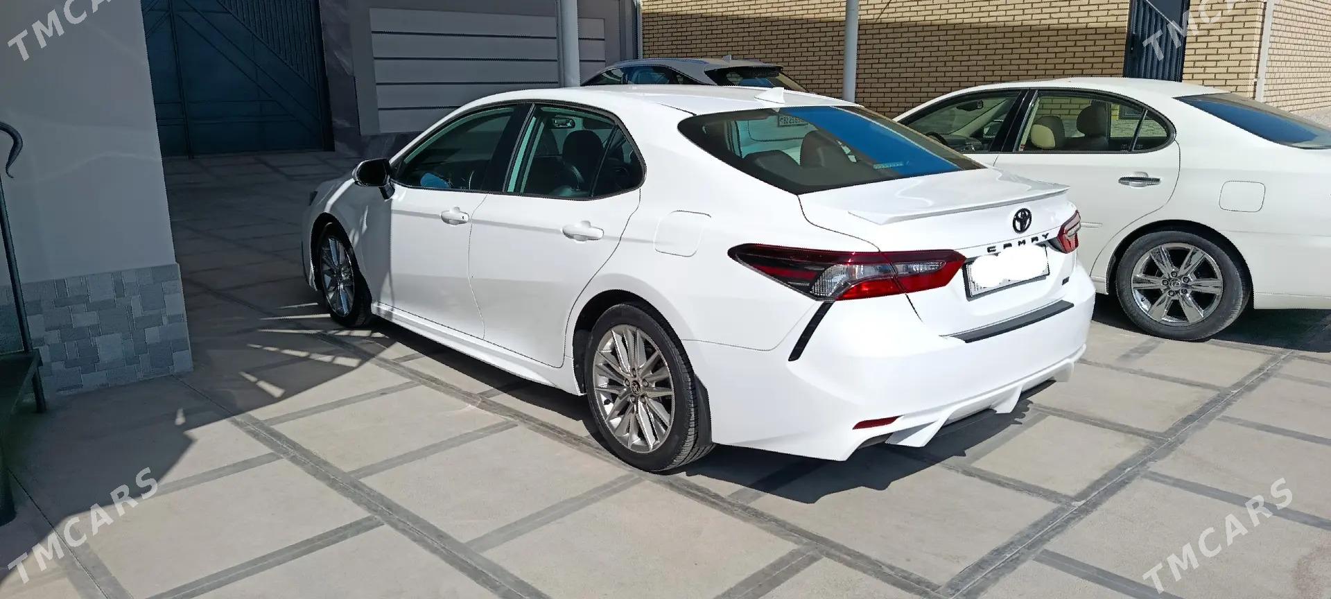 Toyota Camry 2021 - 343 000 TMT - Мары - img 7