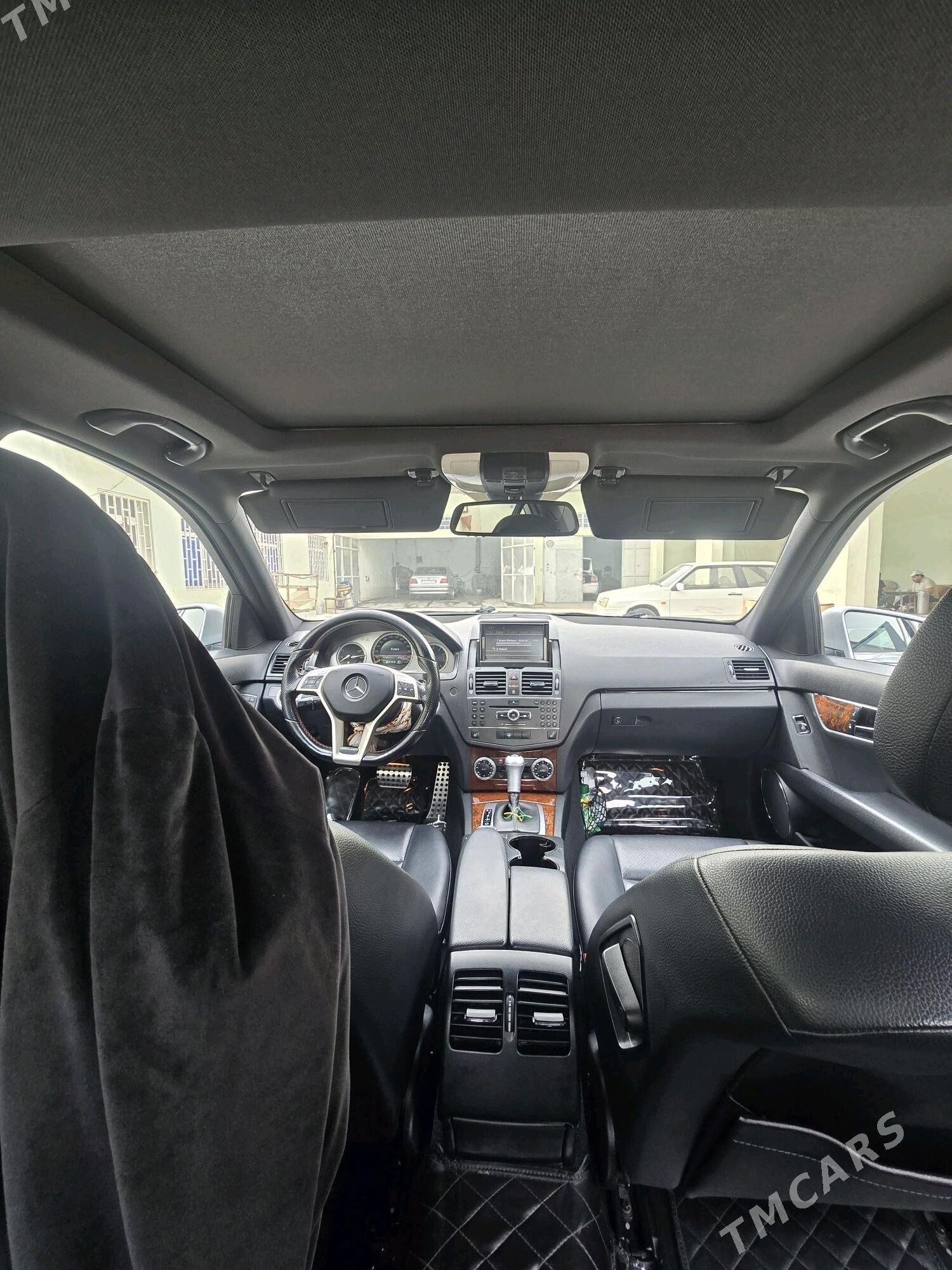 Mercedes-Benz C350 2010 - 250 000 TMT - Бузмеин - img 3