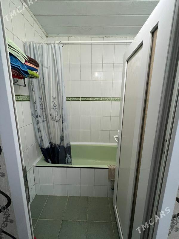 Eyesinden satlyk jay - Parahat 4 - img 3