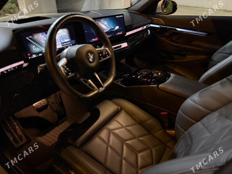 BMW 540 2025 - 1 400 000 TMT - Ашхабад - img 5