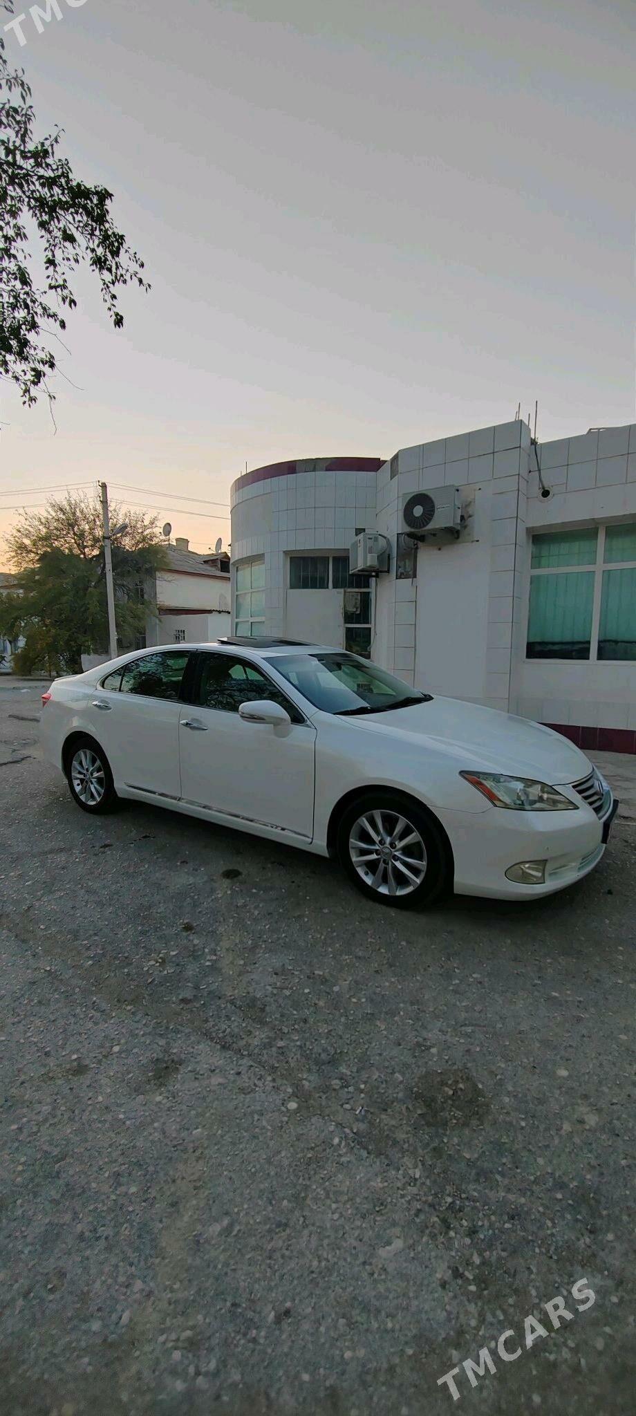 Lexus ES 350 2011 - 255 000 TMT - Балканабат - img 3