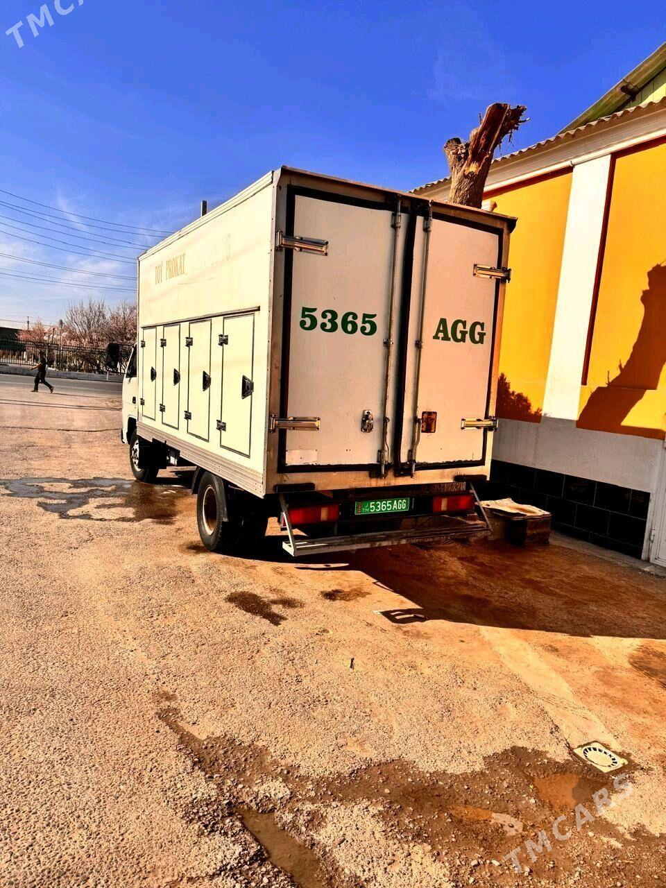 Isuzu Giga 1998 - 115 000 TMT - Ашхабад - img 2