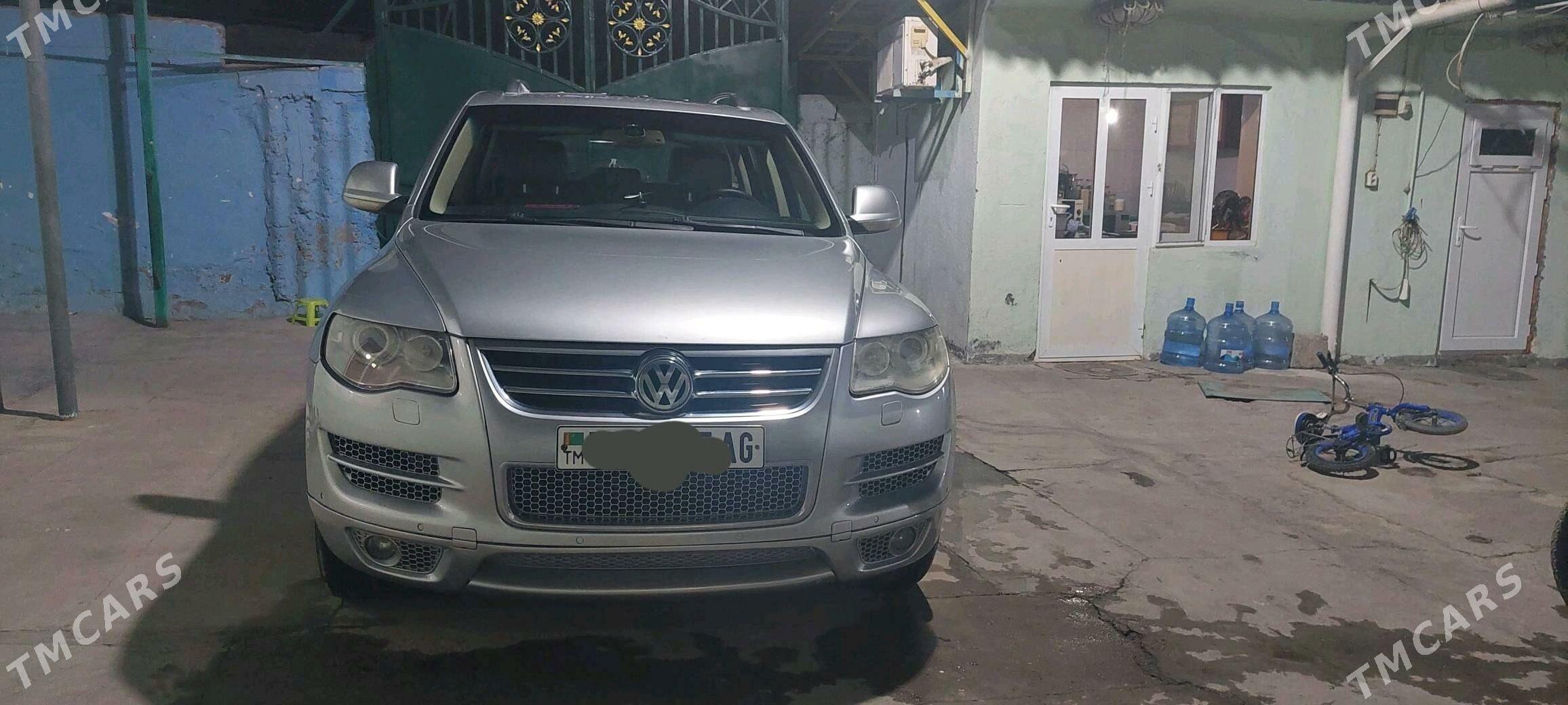 Volkswagen Touareg 2009 - 305 000 TMT - Aşgabat - img 8