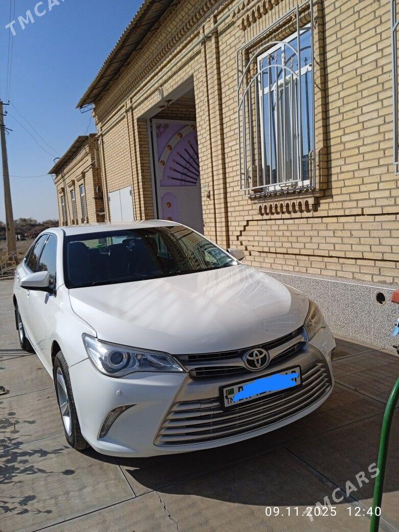 Toyota Camry 2016 - 220 000 TMT - Сакар - img 3