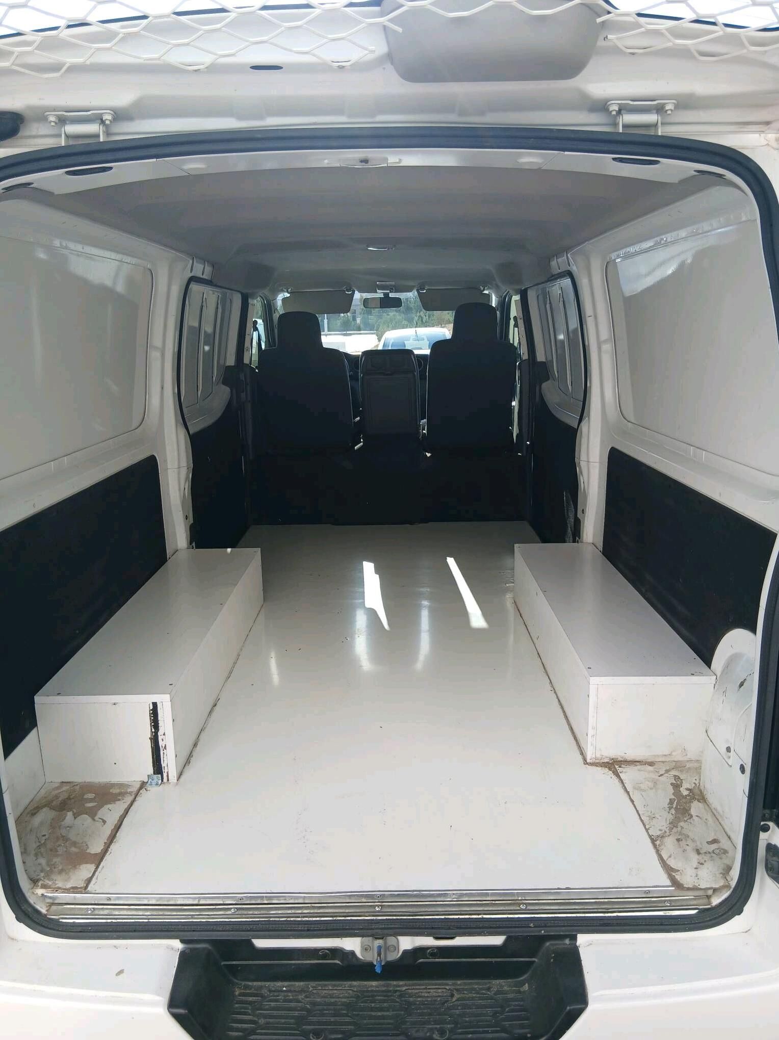 Nissan Urvan 2022 - 375 000 TMT - Aşgabat - img 5