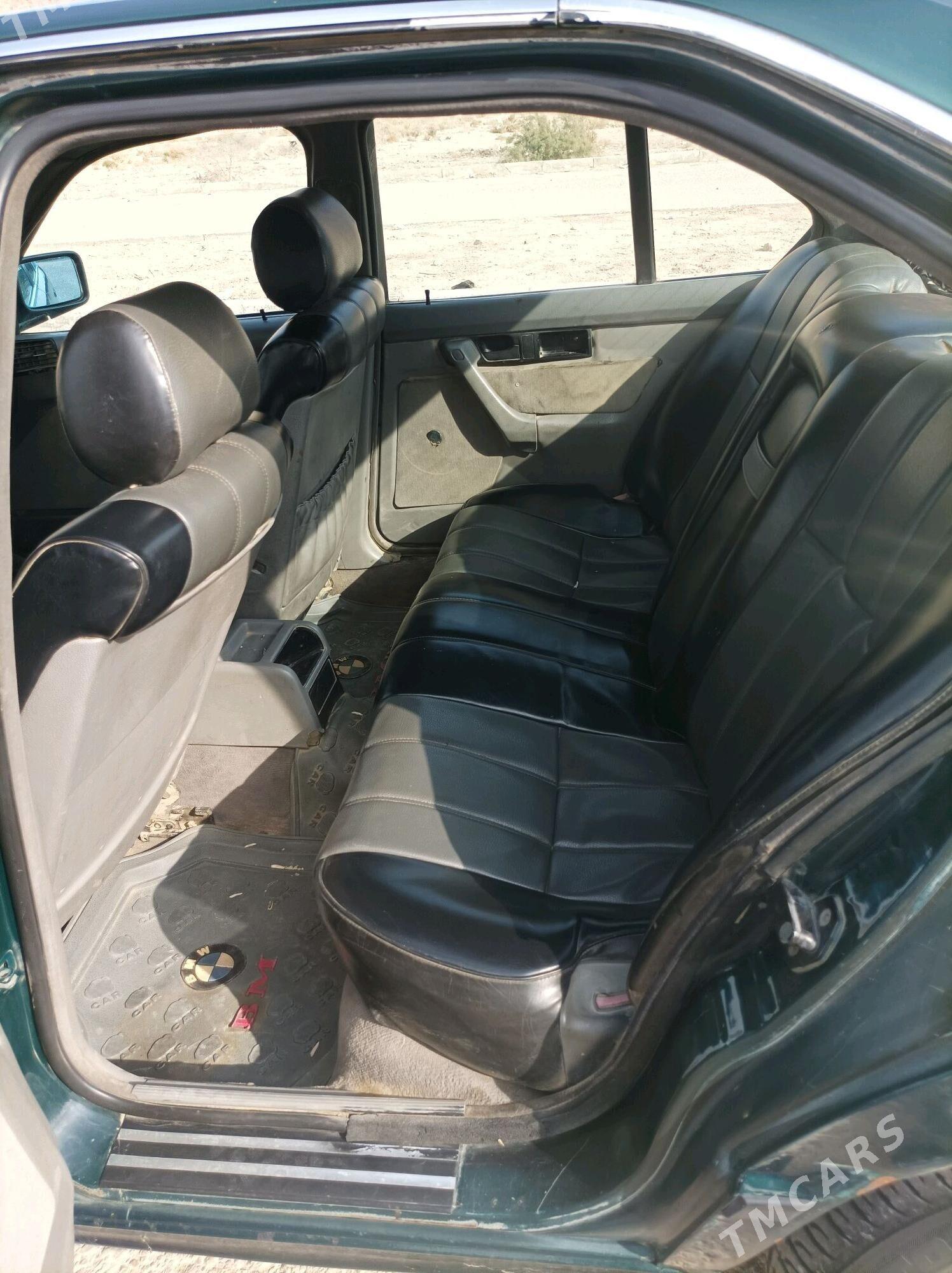 BMW 525 1991 - 30 000 TMT - Балканабат - img 2