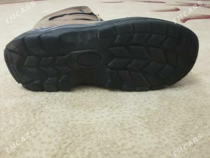 боты - Туркменбаши - img 1