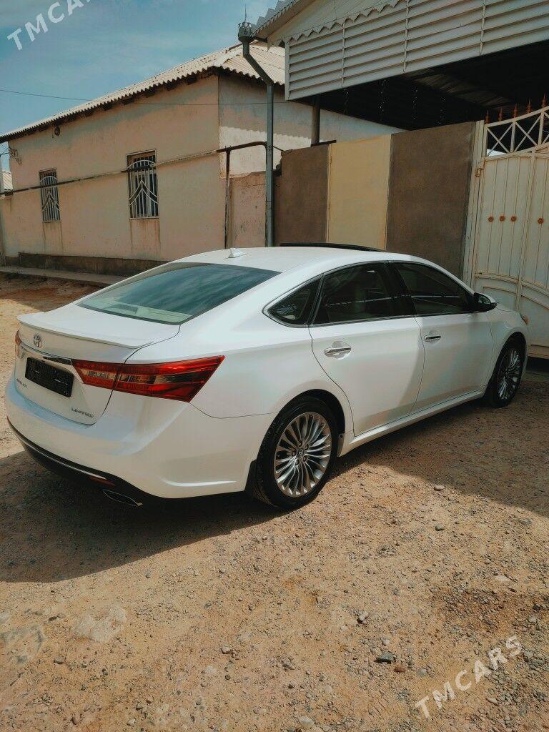 Toyota Avalon 2018 - 410 000 TMT - Теджен - img 6