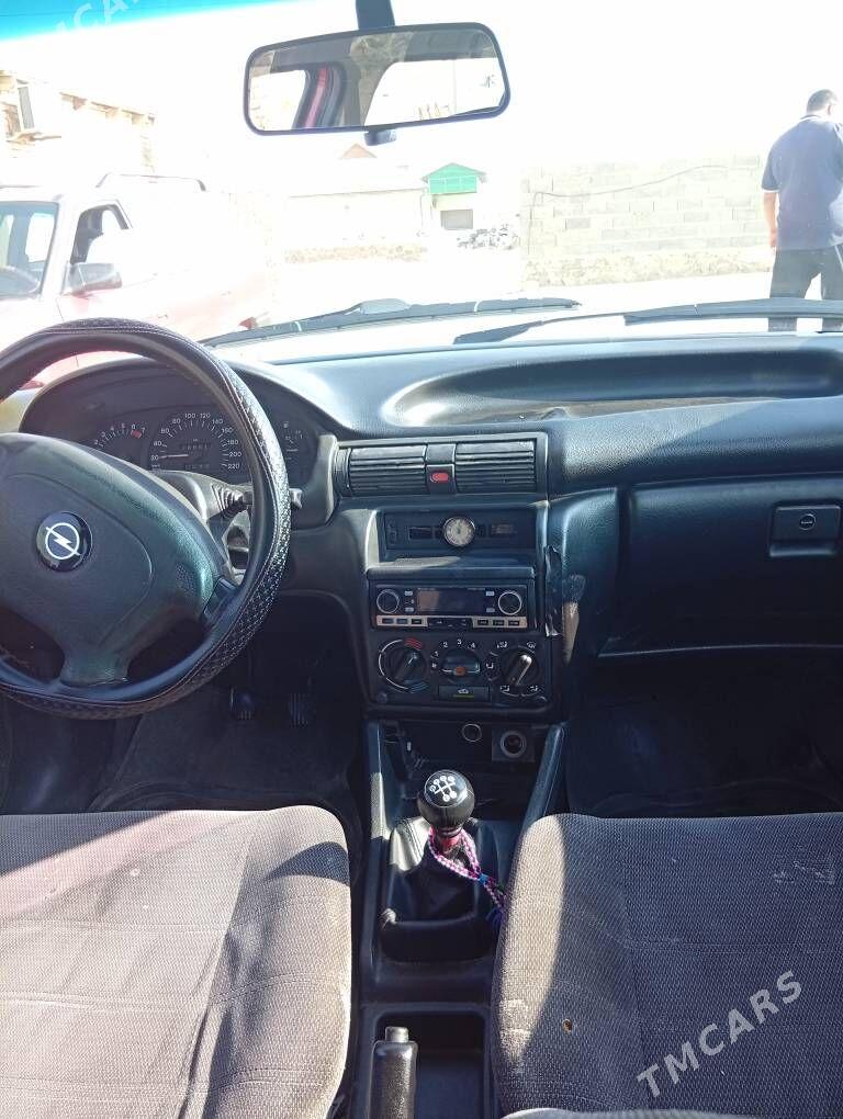 Opel Antara 1994 - 55 000 TMT - Берекет - img 5