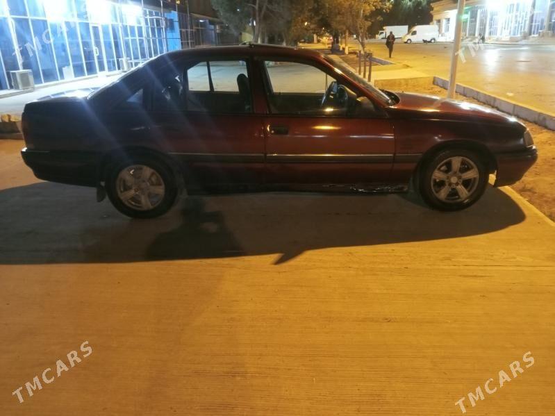Opel Omega 1991 - 25 000 TMT - Туркменабат - img 3