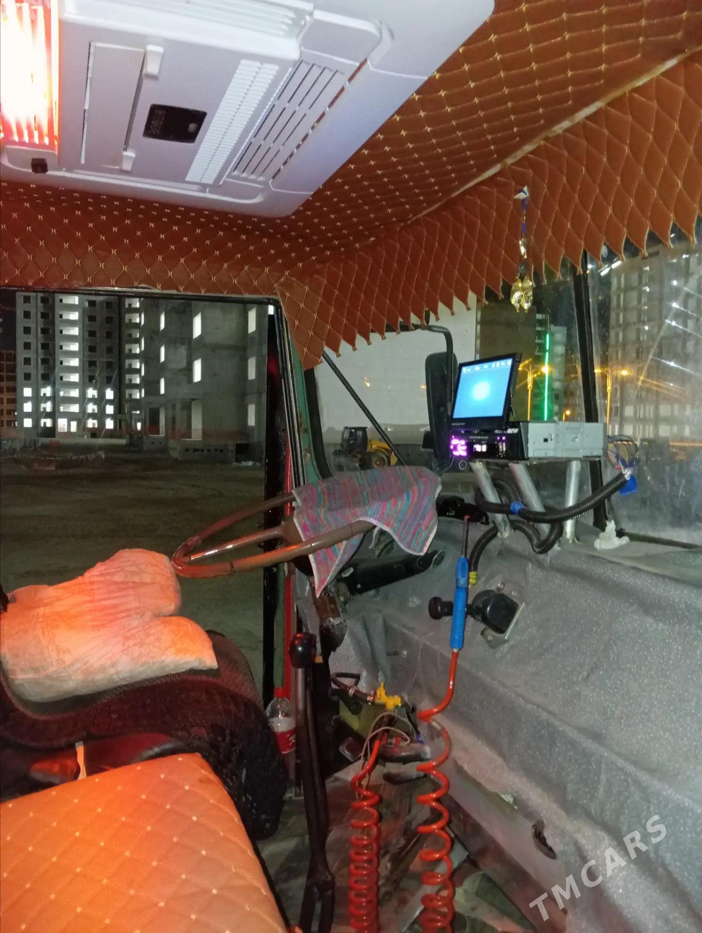 Man TGX 2000 - 160 000 TMT - Туркменбаши - img 2