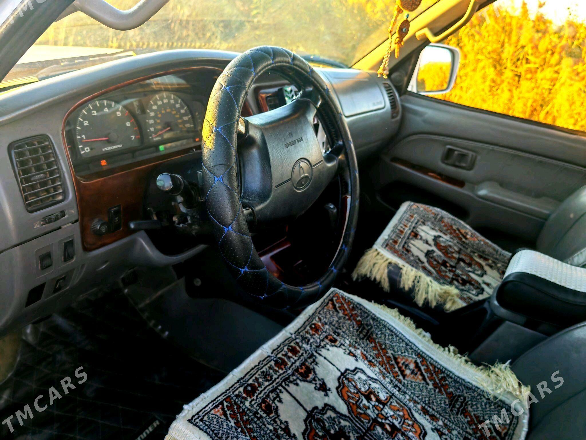 Toyota 4Runner 2002 - 159 000 TMT - Фарап - img 7