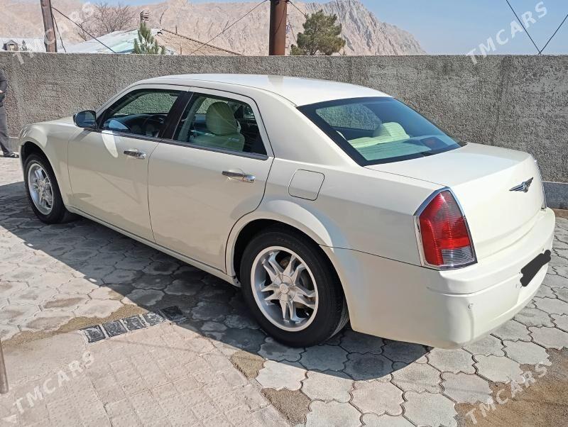 Chrysler 300 2006 - 80 000 TMT - Türkmenbaşy - img 3